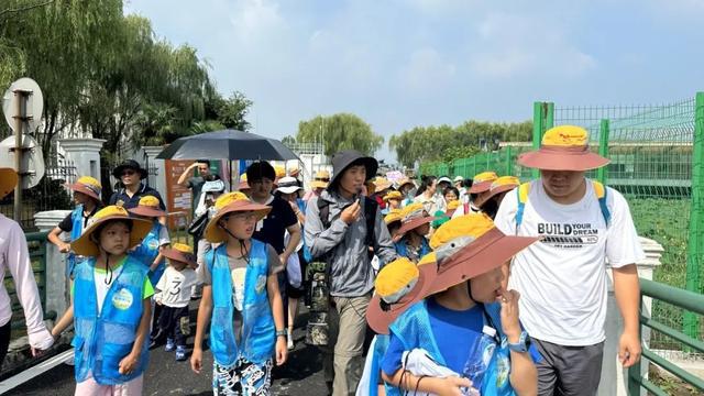 “四季水乡儿童友好独立营”项目入选“2024上海市儿童参与优秀案例”→(图4)