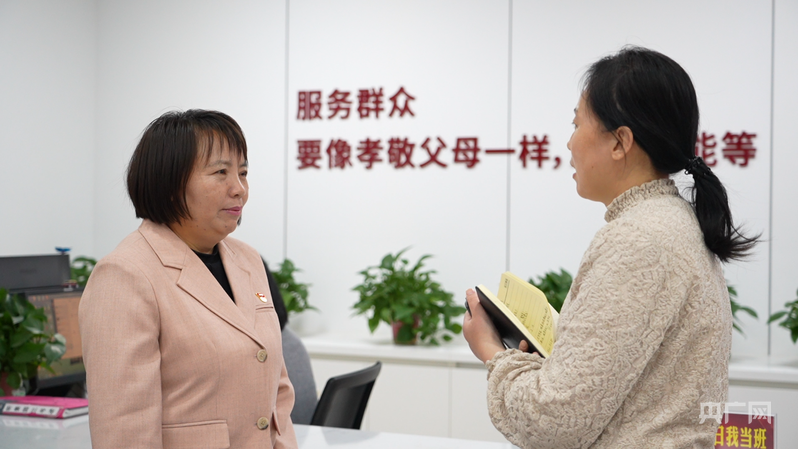 幸福河湖海丨巧开“千把锁” “小巷总理”托起家门口的幸福(图7)