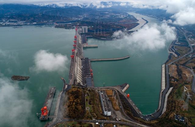 三峡大坝建成18年竟已经淤积20亿吨泥沙！最终会导致什么后果(图6)