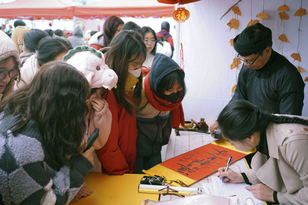 镜观·回响｜影像见证75载中越人文交流(图12)
