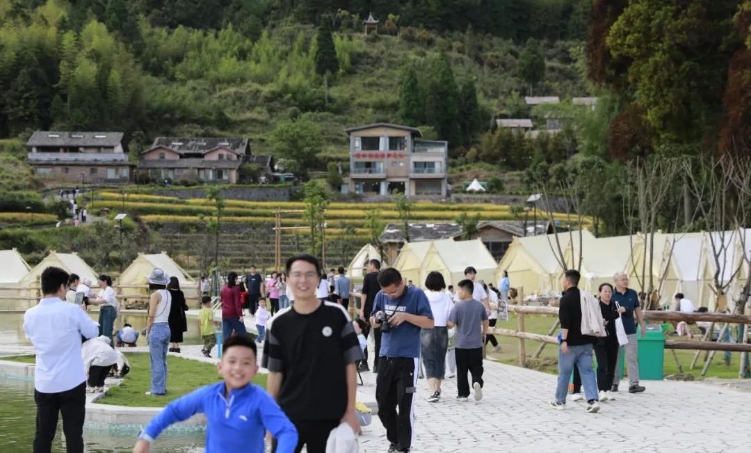 清源：水系治理结硕果 移民新村焕新生(图3)