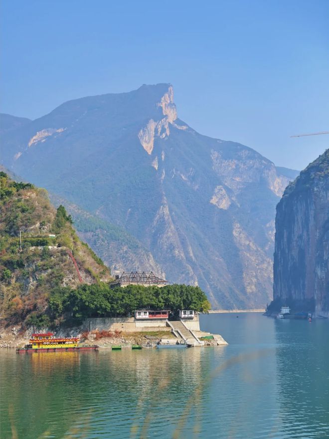 跟朋友去三峡五日游玩多少钱宜昌三峡旅行5天4晚路线及美食(图2)