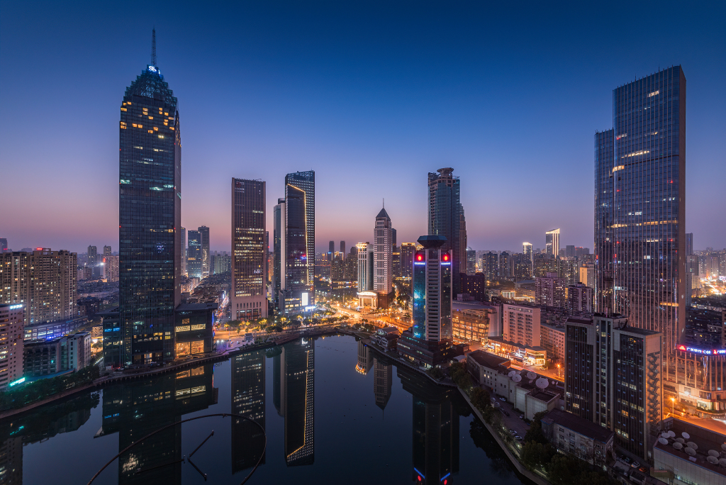 湖北支点建设三维突破：锻造新引擎夯实硬支撑昂扬精气神(图2)