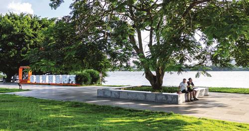广东汕头市澄海区：百姓乐享水清岸绿景美好日子(图1)