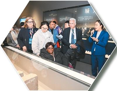 人民日报海外版｜世界市长点赞南京滨水城市治理经验(图2)