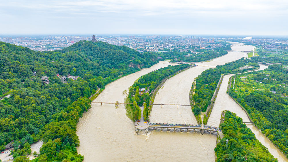 新闻多一点｜都江堰：千年水利工程守护天府安澜(图5)
