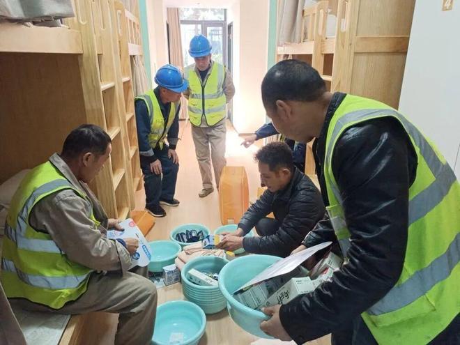 新华社聚焦徐汇：在城市更新中践行“为民情怀”｜“十四五”答卷(图5)