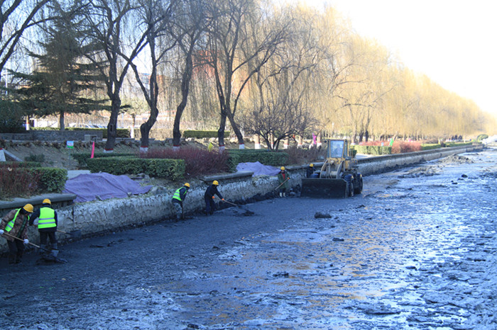 吉林市召开鳌龙河流域水环境整治专题会议 李铁主持会议并部署下一步整治工作