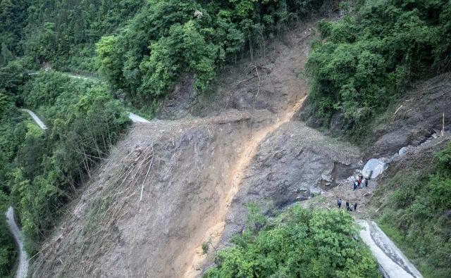 众志成城筑防线风雨同舟护家园——湖南全力开展防汛抢险救援纪实(图5)