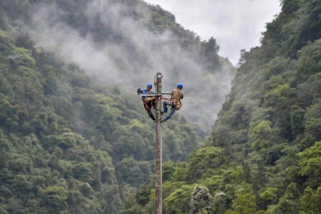 众志成城筑防线风雨同舟护家园——湖南全力开展防汛抢险救援纪实(图9)