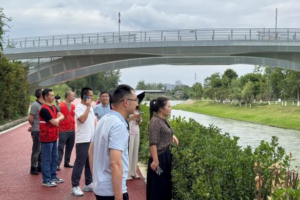 成都青羊温江联动开展护河交流活动探索跨界治水新范式(图3)